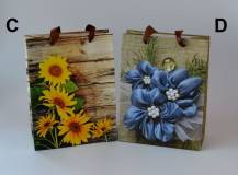 Dárková taška - Květiny 18 x 24 x 8,5 cm