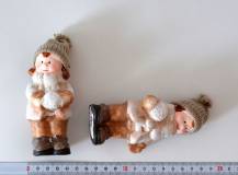 Dekorační figurka - Děti v hnědém kabátku