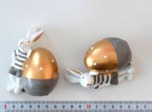Dekorační figurka - Zajíček se zlatým vajíčkem
