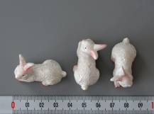 Dekorační mini figurka - Bílý králíček ležící