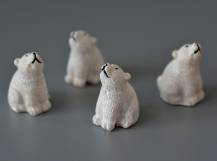 Dekorační mini figurka - Lední medvídek sedící