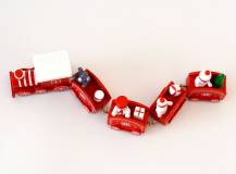 Dřevěná dekorace - Červený vláček