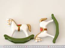 Dřevěná dekorace - Houpací koníček MALÝ BÍLO-ZLATÝ