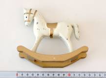 Dřevěná dekorace - Houpací koníček MALÝ KRÉMOVÝ