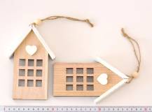Dřevěná dekorace k zavěšení - Domek hnědý