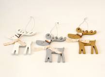 Dřevěná dekorace k zavěšení - Jelínek