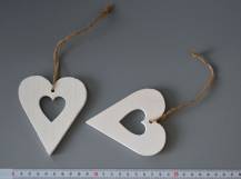 Dřevěná dekorace k zavěšení - Srdce bílé 10 cm