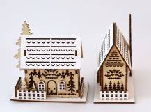 Dřevěná dekorace LED svítící - Domeček 2