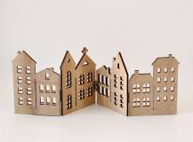 Dřevěná dekorace na postavení - Městečko Dřevěná dekorace na postavení - Městečko