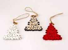 Dřevěná dekorace - Stromeček k zavěšení