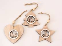 Dřevěná vánoční dekorace k zavěšení