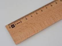 Dřevěné pravítko 30 cm