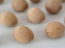 Dřevěné vajíčko špičaté 21 x 27 mm