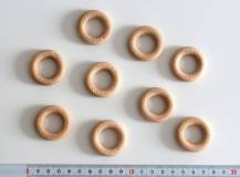 Dřevěný bukový kroužek průměr 35 x 19 mm
