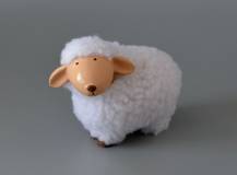 Kudrnatá ovečka k dekoracím
