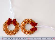 Malovaný perníček k zavěšení - DONUT