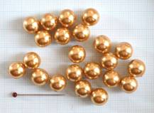 Perly metalické zlaté 50 ks odstín m12827