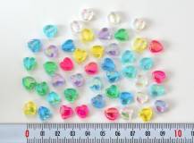 Plastové korálky - Srdíčka z třpytivého plastu