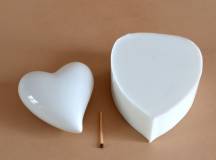 Silikonová forma - Ploché srdce malé 70 x 75 x 35 mm