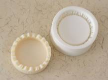 Silikonová forma - svícen Domky průměr 82 x 35 mm