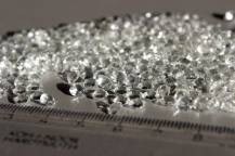 Skleněné diamanty 4,5 mm bal. 50g