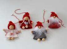 Textilní dekorace - Vánoční panenka a skřítek 8 cm