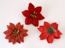 Umělý květ Poinsettia s klipem 1 ks